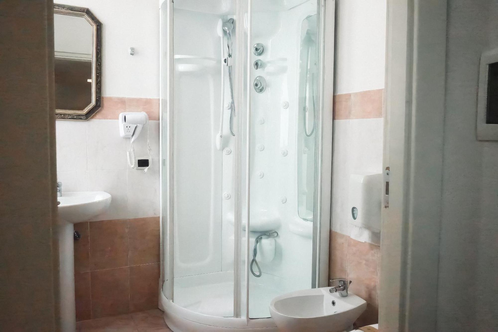 Hotel La Boheme Smart Turin